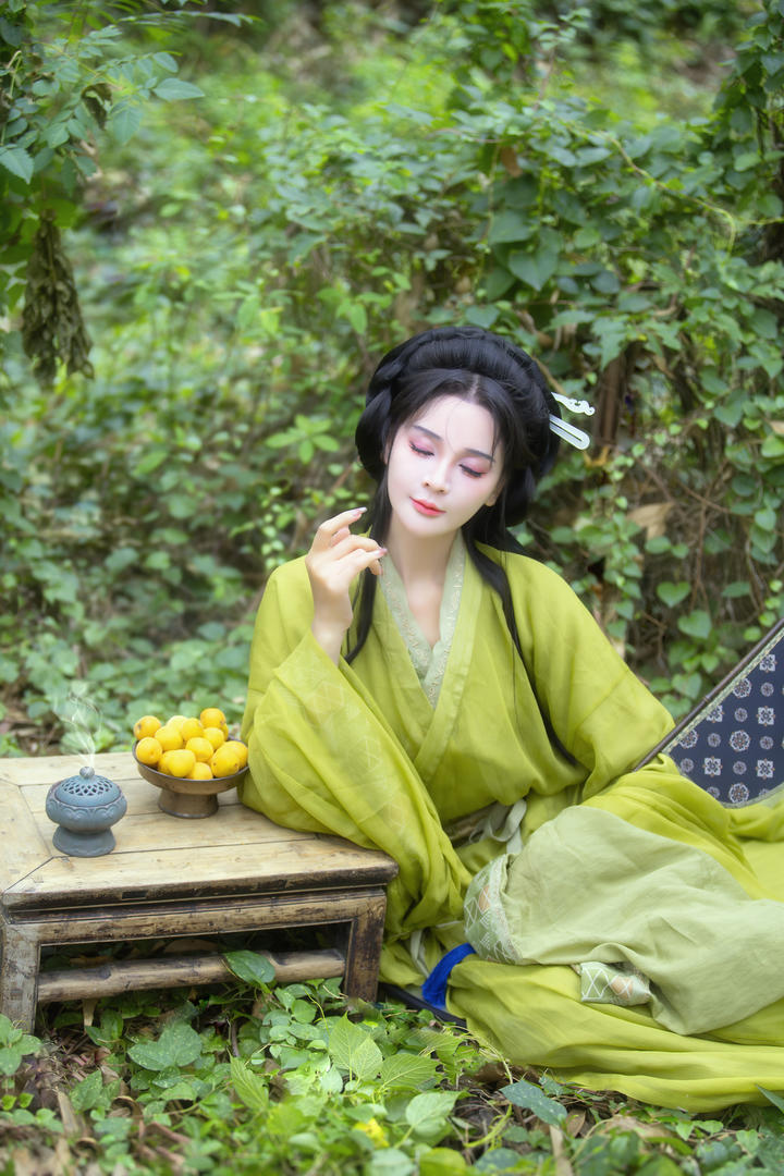 古装美女艺术写真图片