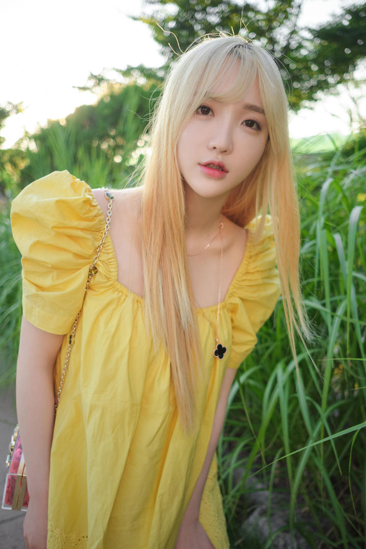 韩国116美女模特户外摄影写真图片