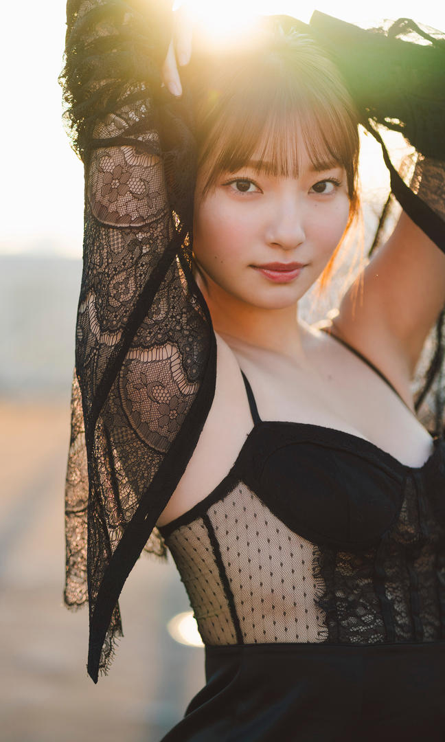 清纯马尾少女写真图片