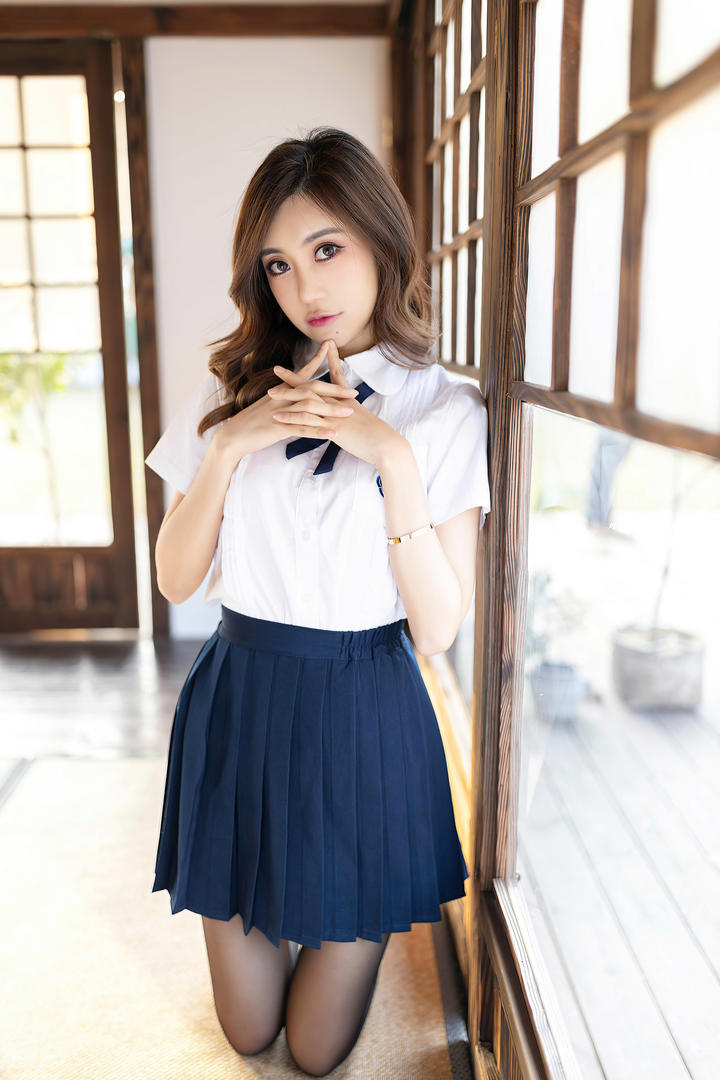 亚洲永久精品澳门高清jk制服美女绮里嘉写真图片