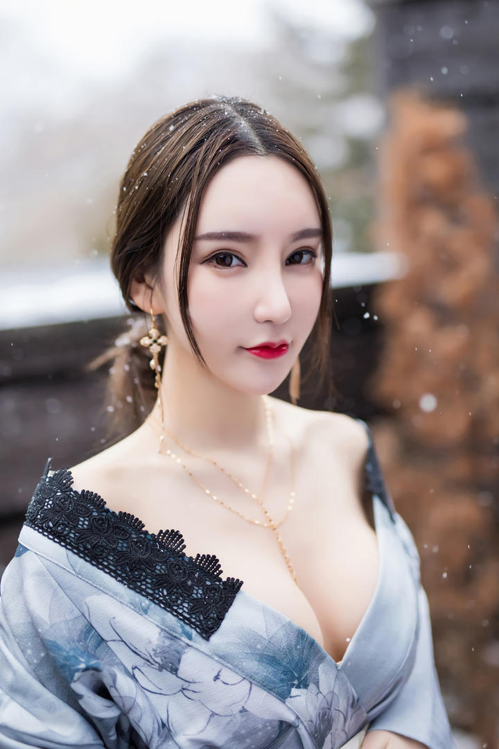 极品大胸美女