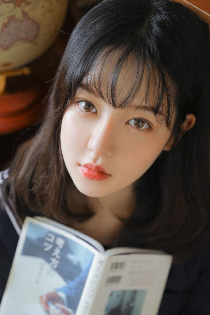 极品清纯制服小美女写真