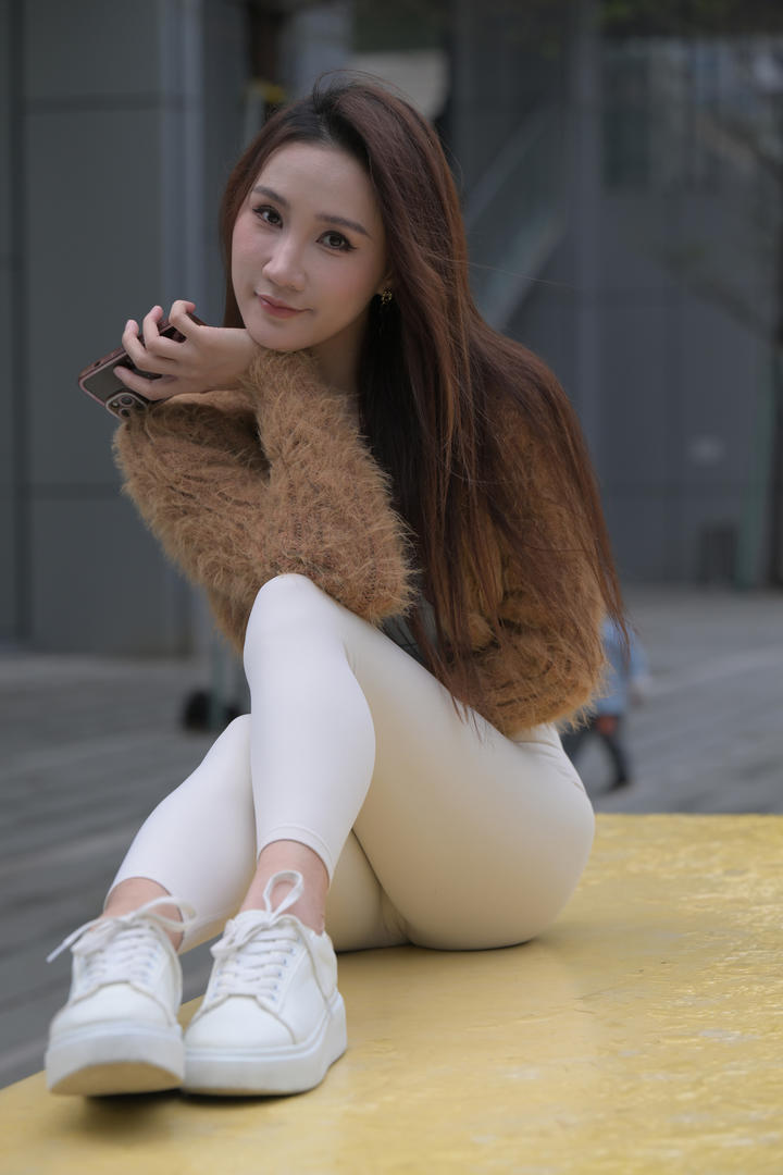 国模吧瑜伽裤女孩勒痕明显图片