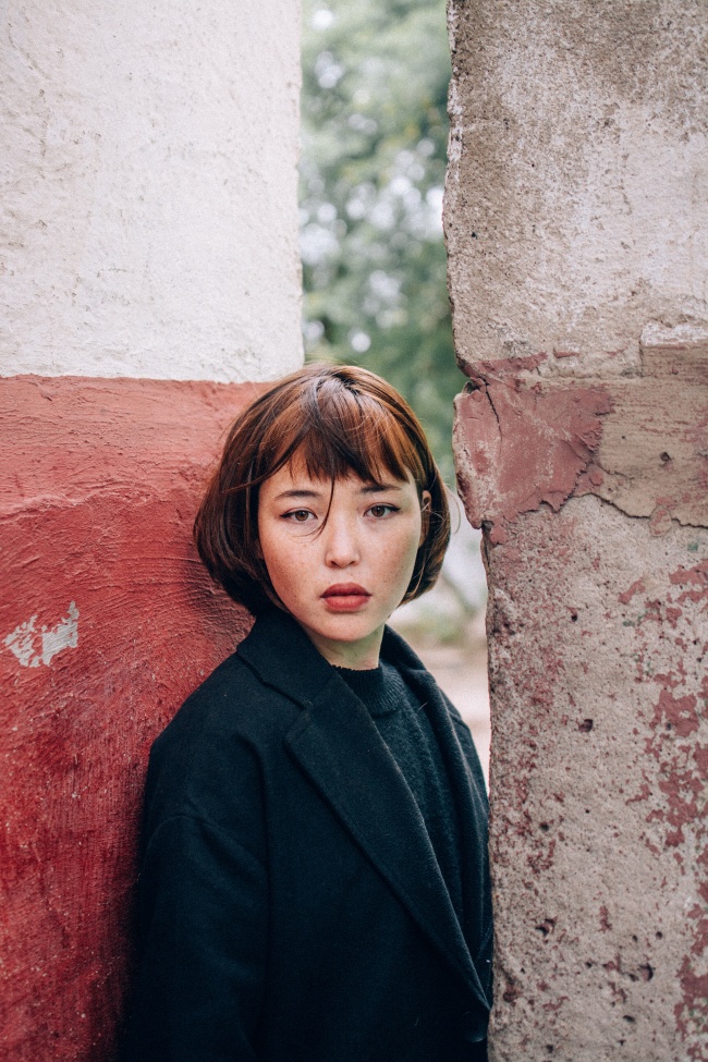 利落清爽短发发型图片