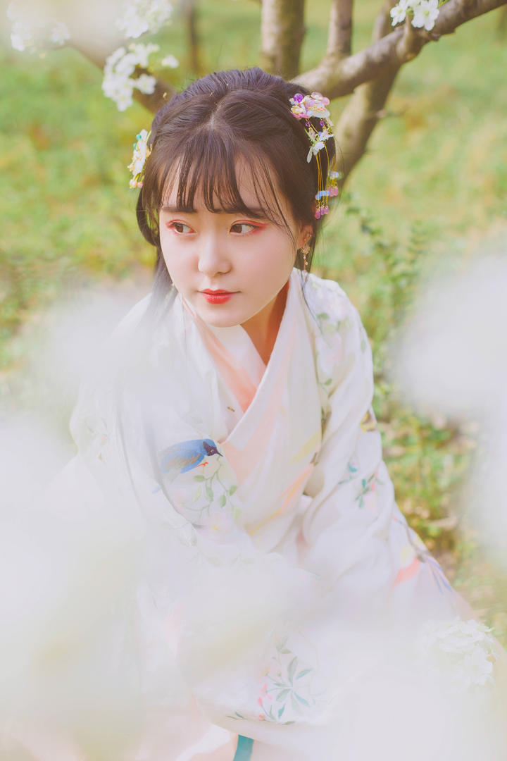 唯美清纯古装美女摄影写真图片
