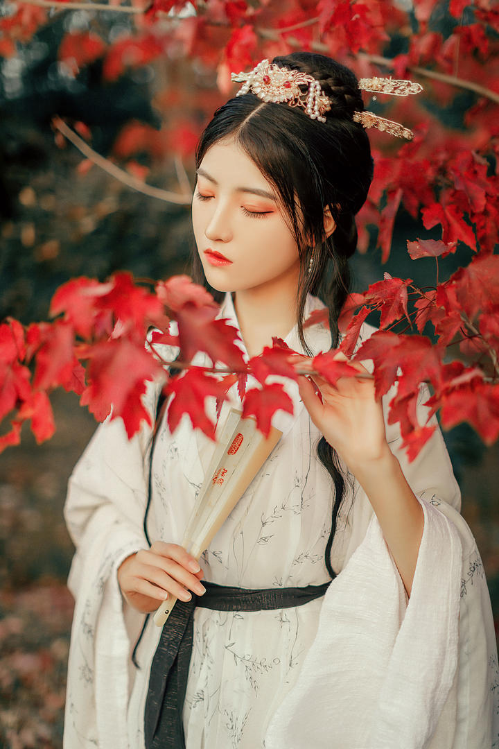 高清中国古装汉服美女艺术照写真图片大全