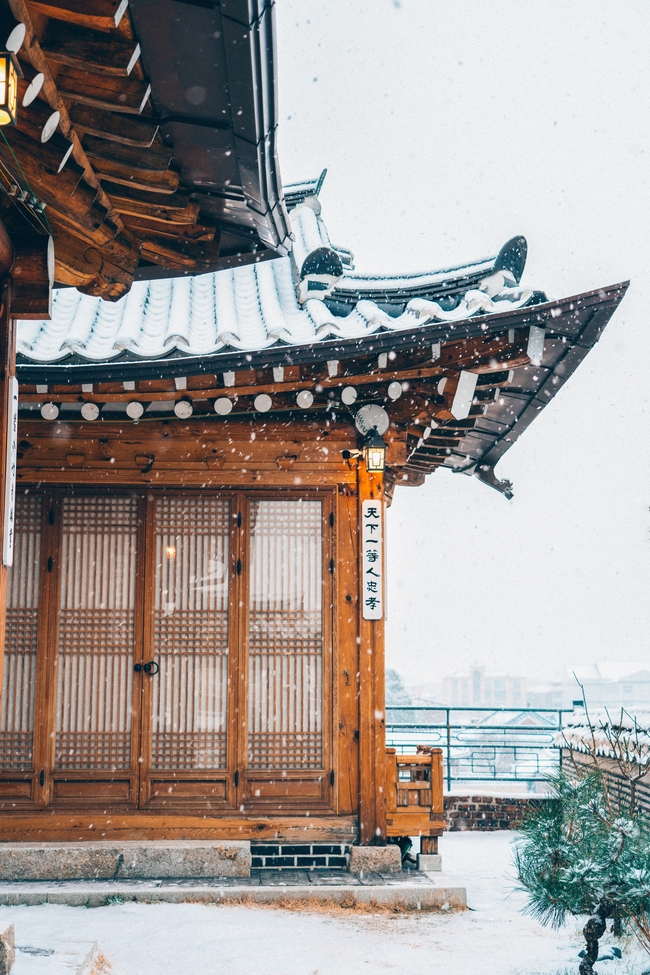 韩国汉城冬季雪景图片