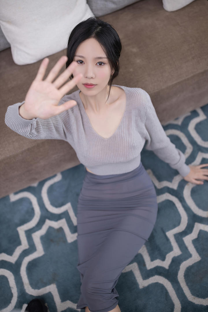 成熟漂亮的性感美女利世137美女肉体摄影图片