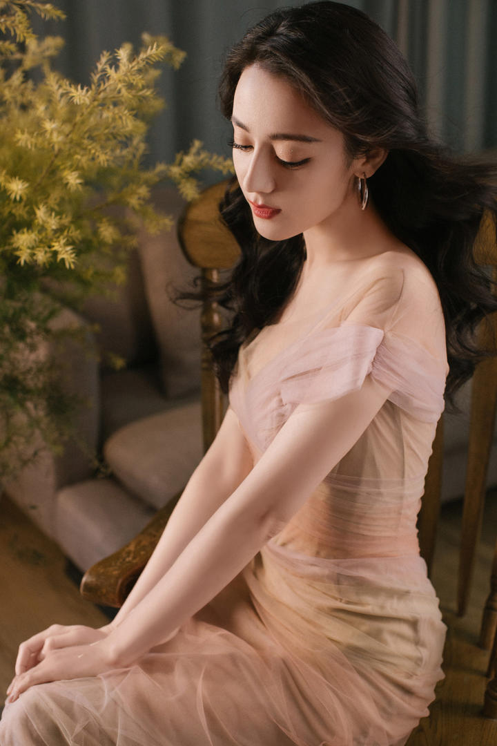 中国性感女明星迪丽热巴私密写真集