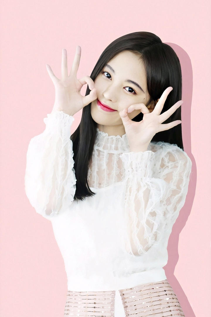 古灵精怪的美女明星鞠婧祎高清图片