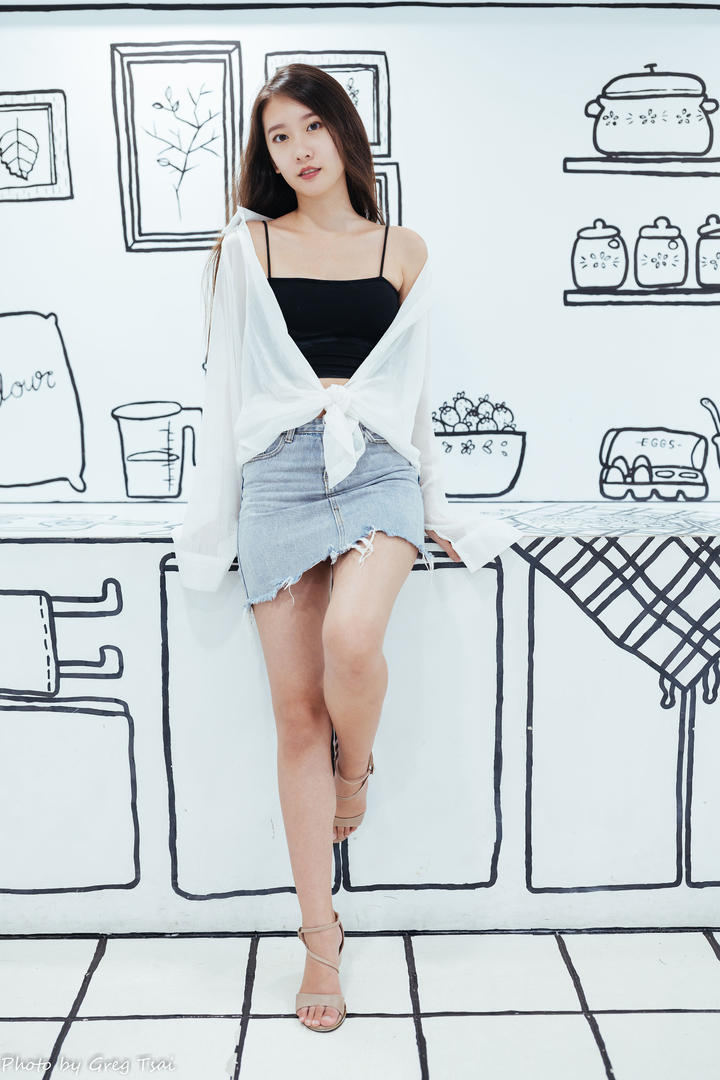 秀人网二次元风格美女超短牛仔裙高清图片