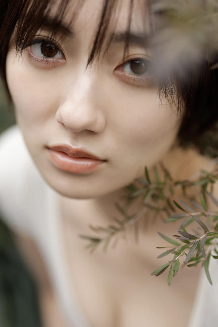 性感日本人体内衣模特美女艺术照特写