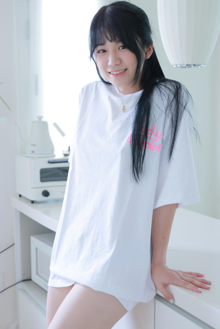 韩国美女清纯壁纸