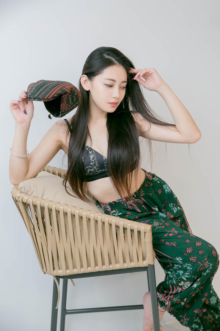 国产精品女神高清写真图片