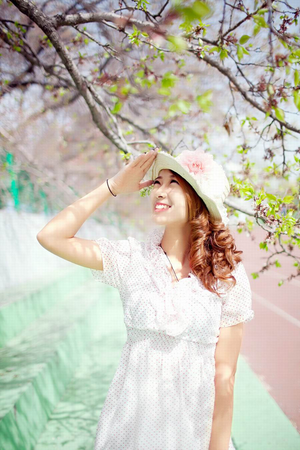 清纯MM可爱迷人唯美户外写真