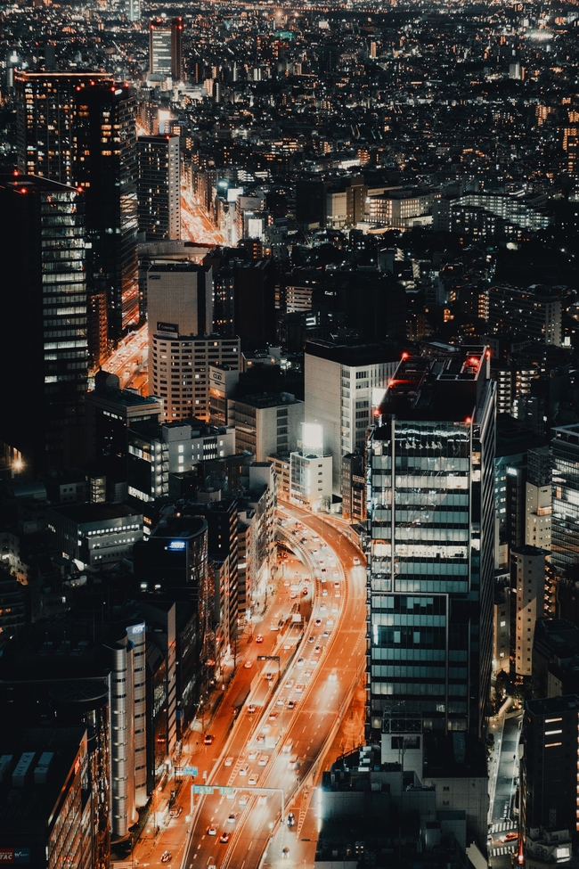 迪拜灯火璀璨建筑夜景摄影图片