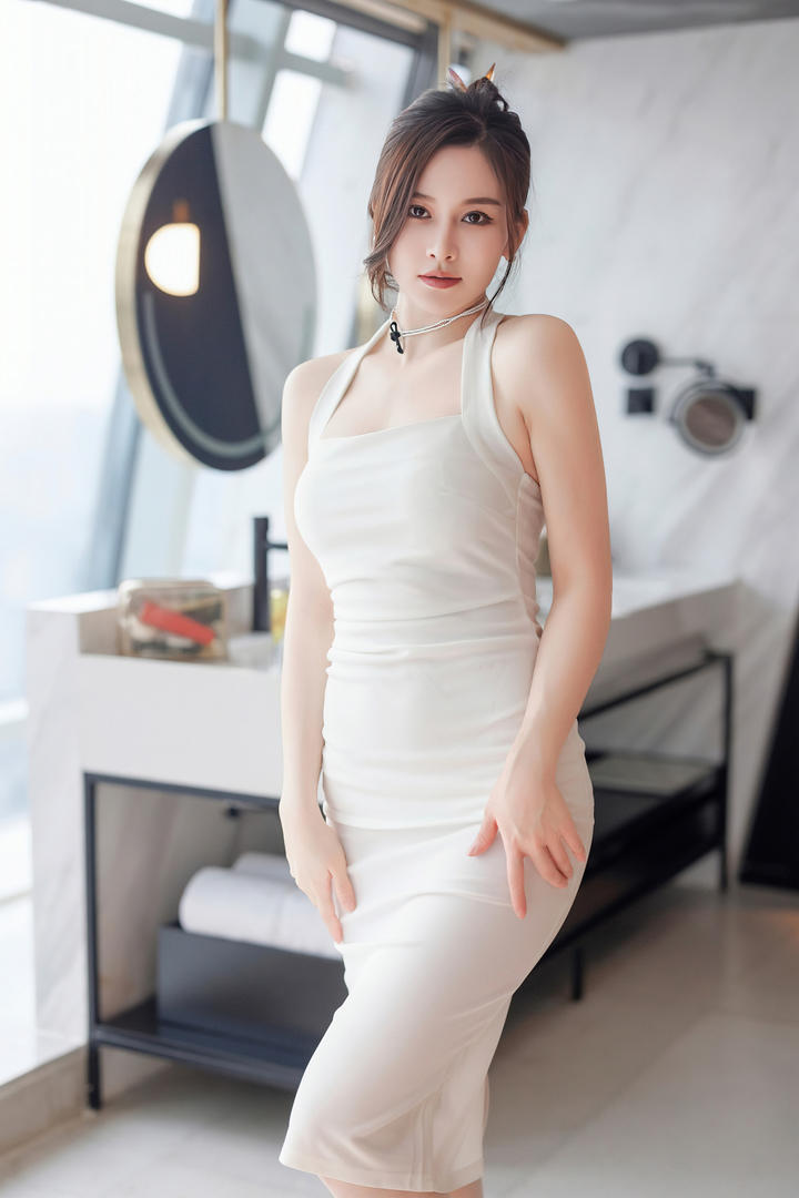 优雅气质御姐Vanessa高清美女性感照片