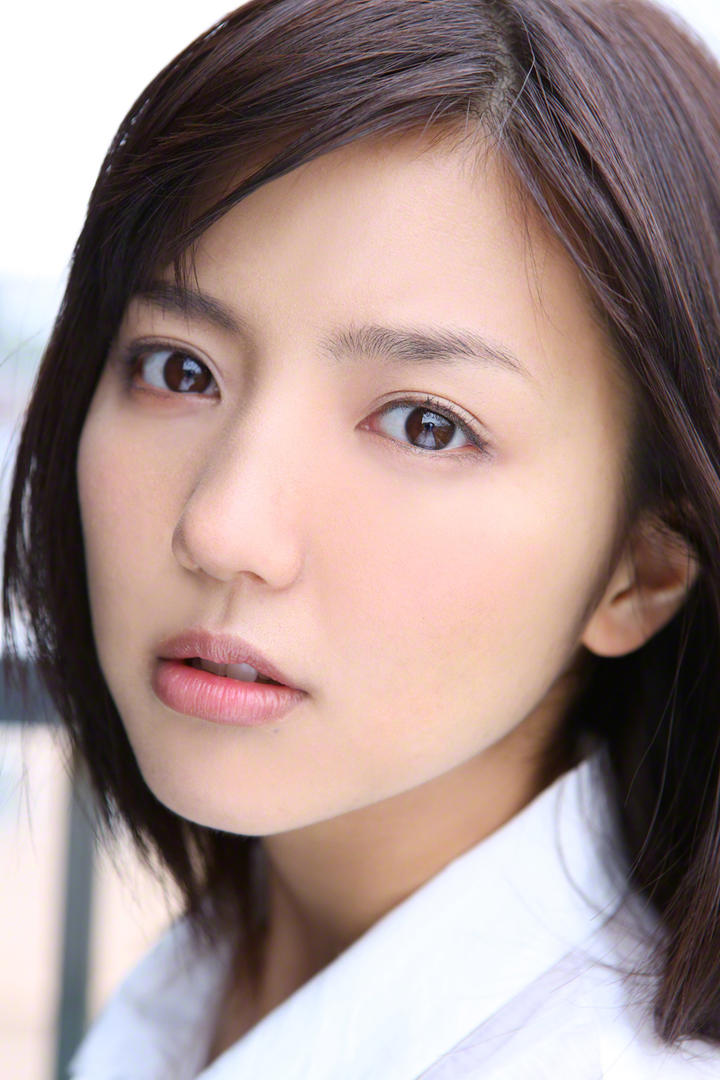 日本在线清纯美女学生模特写真套图