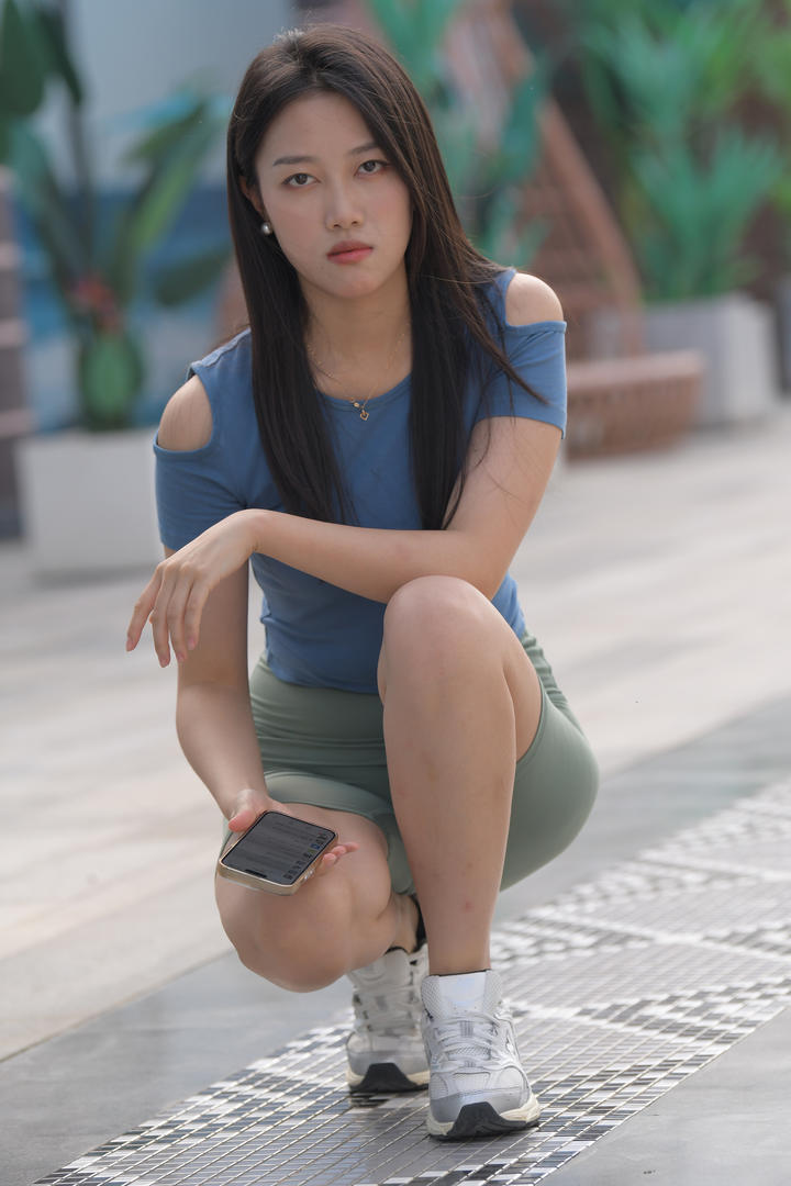 街拍瑜伽紧身裤美女合集免费下载