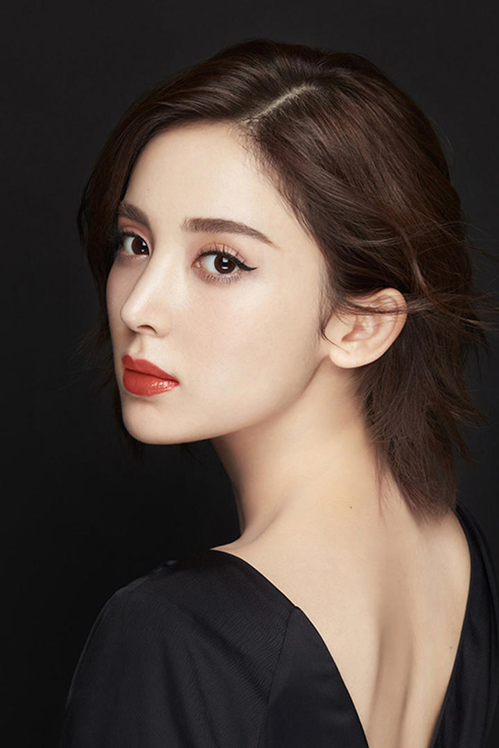 极品中国美女明星古力娜扎特写图片
