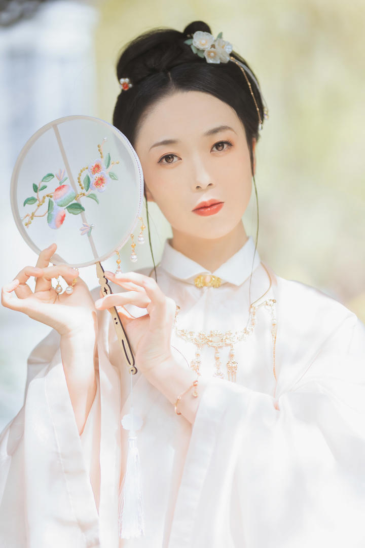 清纯气质古风女生壁纸高清图片大全