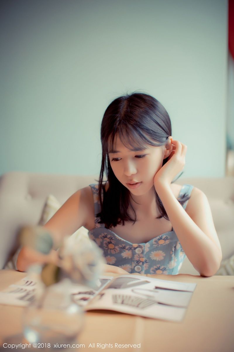 秀人网美女模特艾栗栗内衣诱惑媚态十足私房魅惑写真