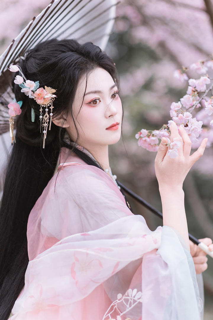 沉鱼落雁的古装汉服美女艺术照大全