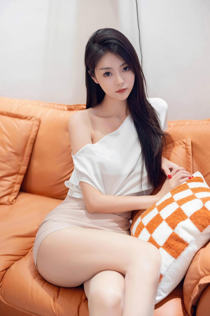 中国性感腿模可乐美女生活照写真图片
