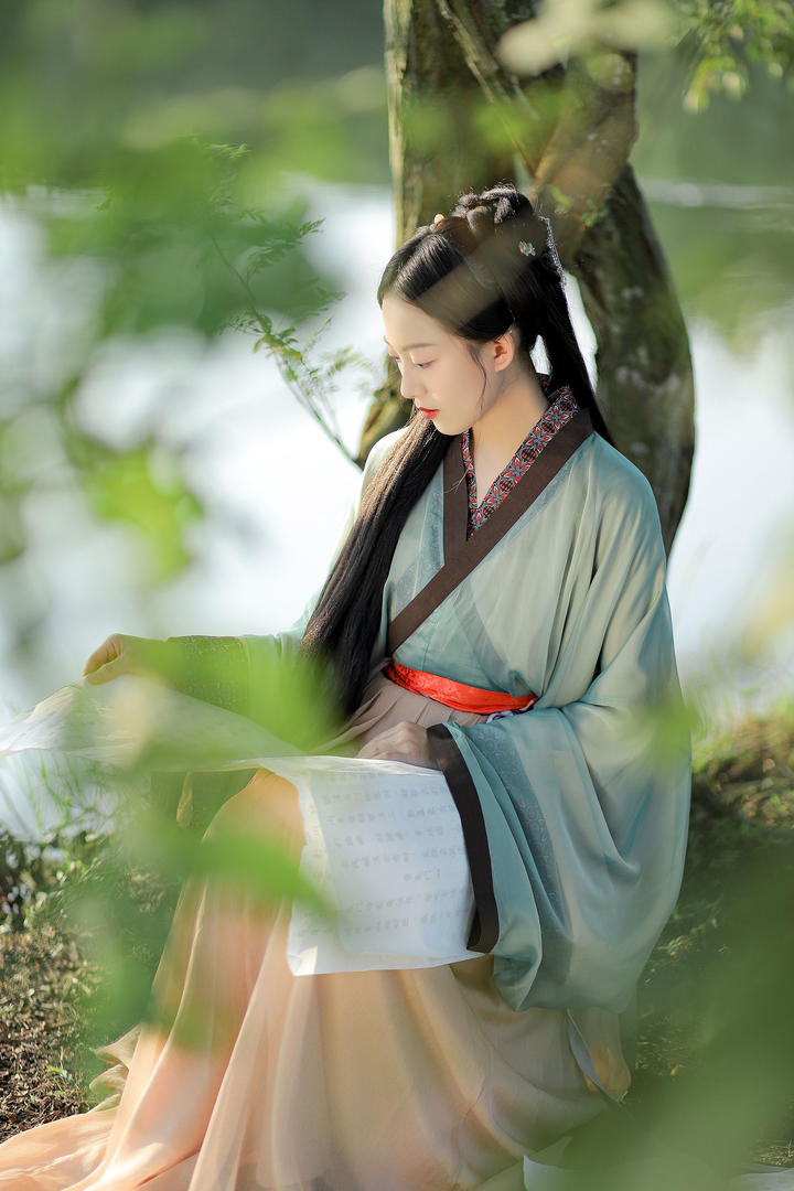 唯美古风意境美女艺术写真壁纸图片