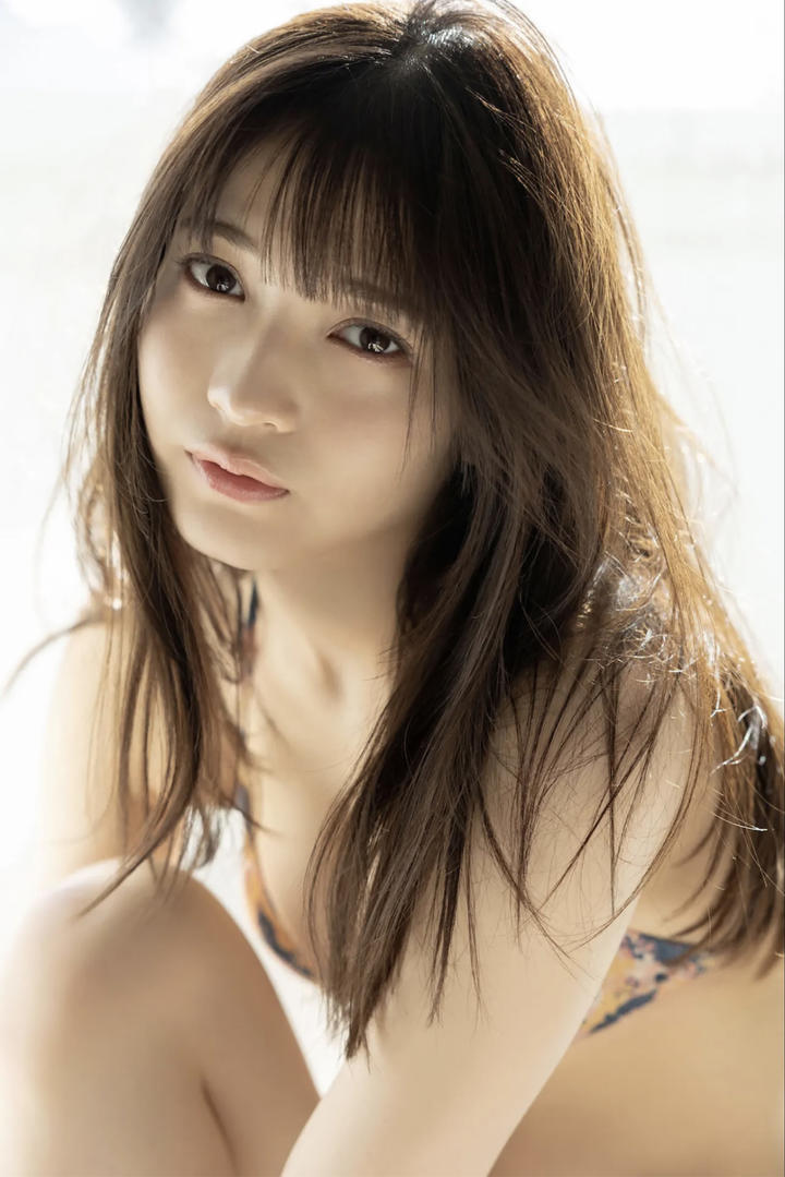 日韩久久精品亚洲AV无码洋洋美女内衣写真欣赏