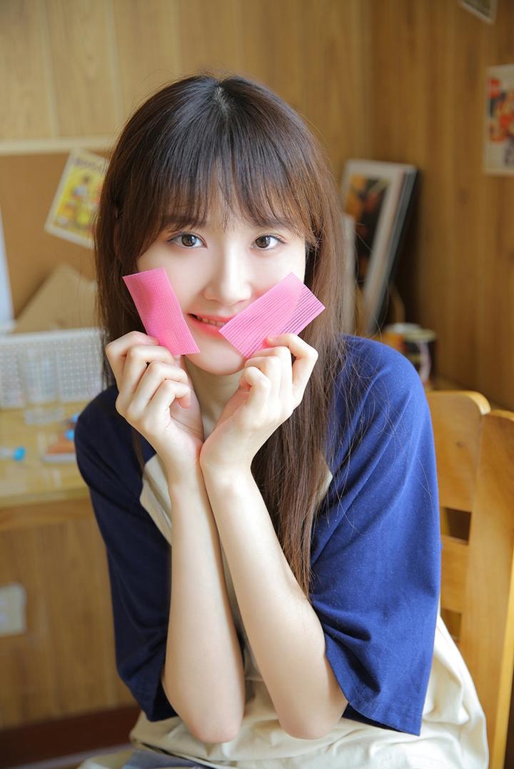 高清清纯甜美女生写真图片