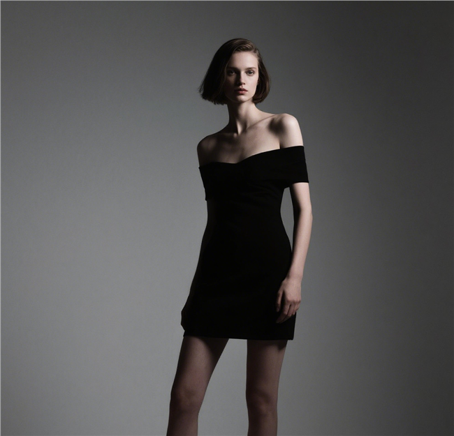 欧美时尚高级脸丝袜美女人体摄影图片