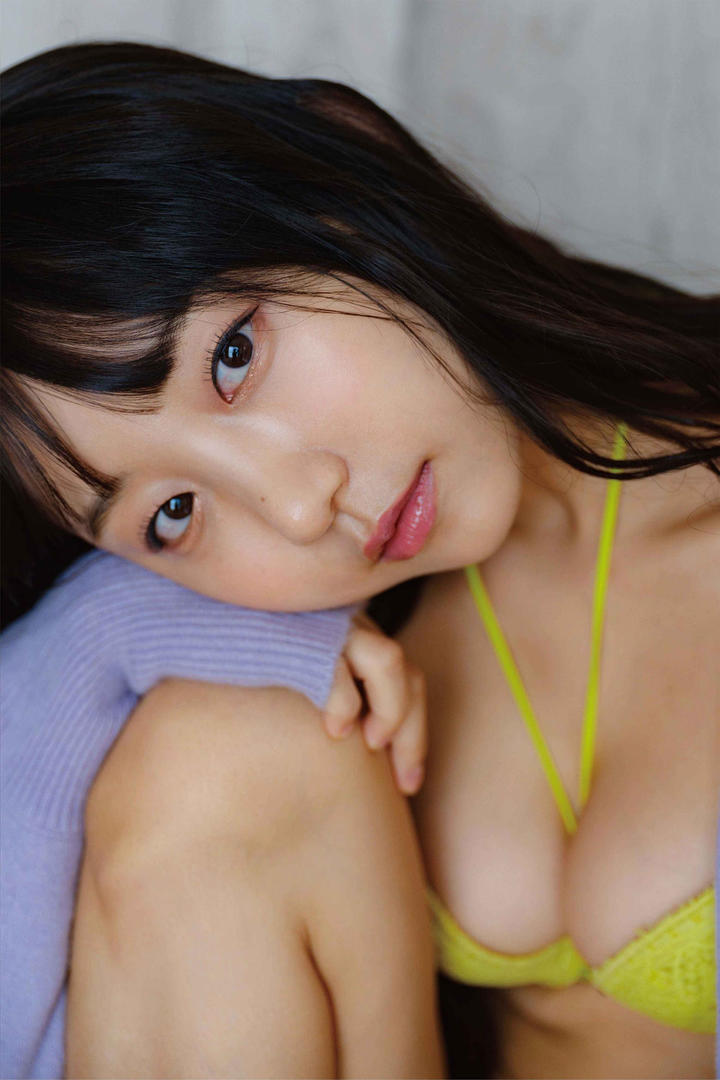 胸大的日本漂亮女神悠悠人体大胆写真图片