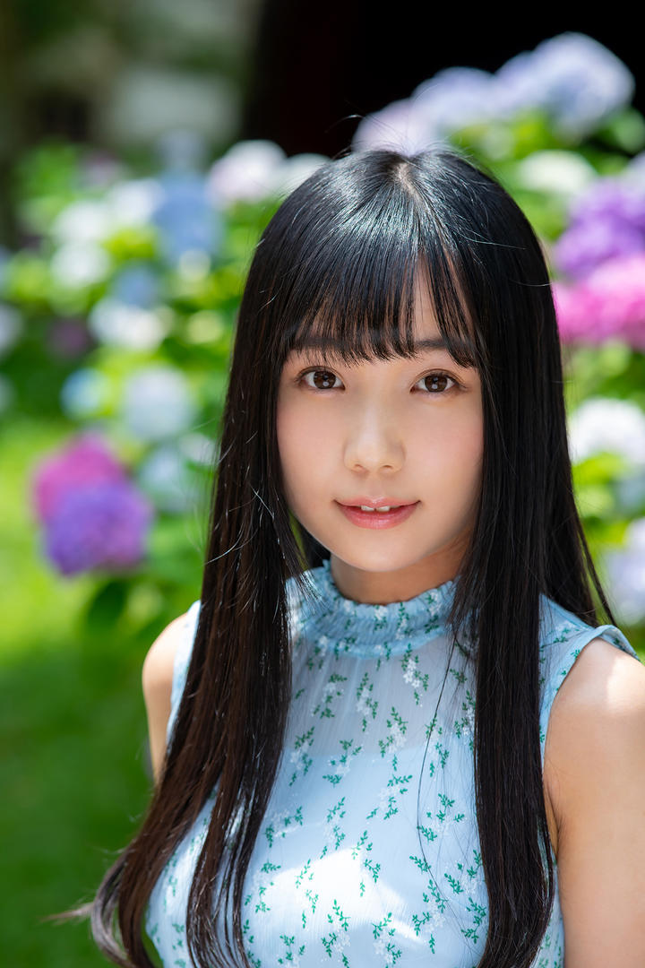 日韩AV在线清纯美女女生唯美头像图片