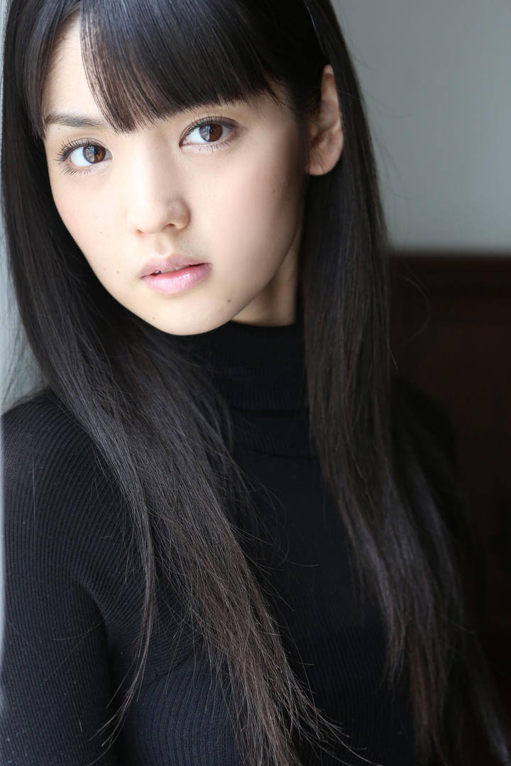 日本清纯漂亮美女写真图片