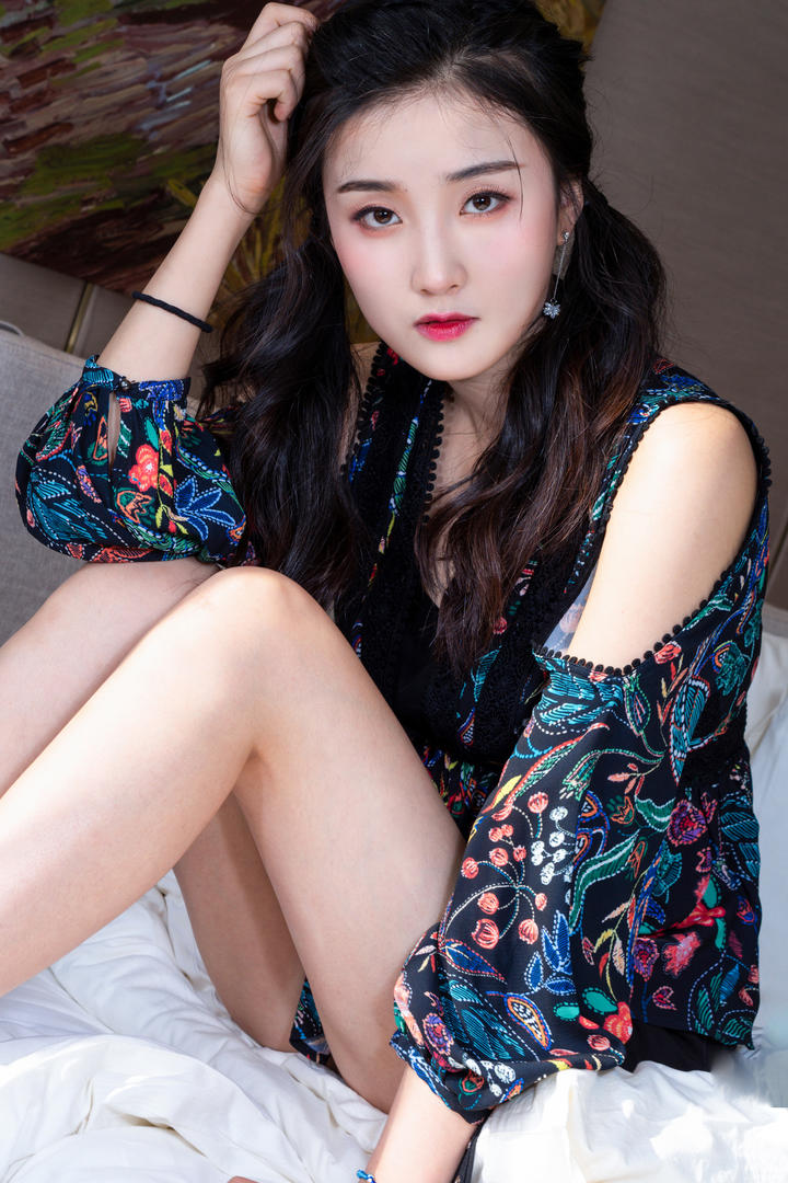 高清克拉女神极品清纯美女写真套图