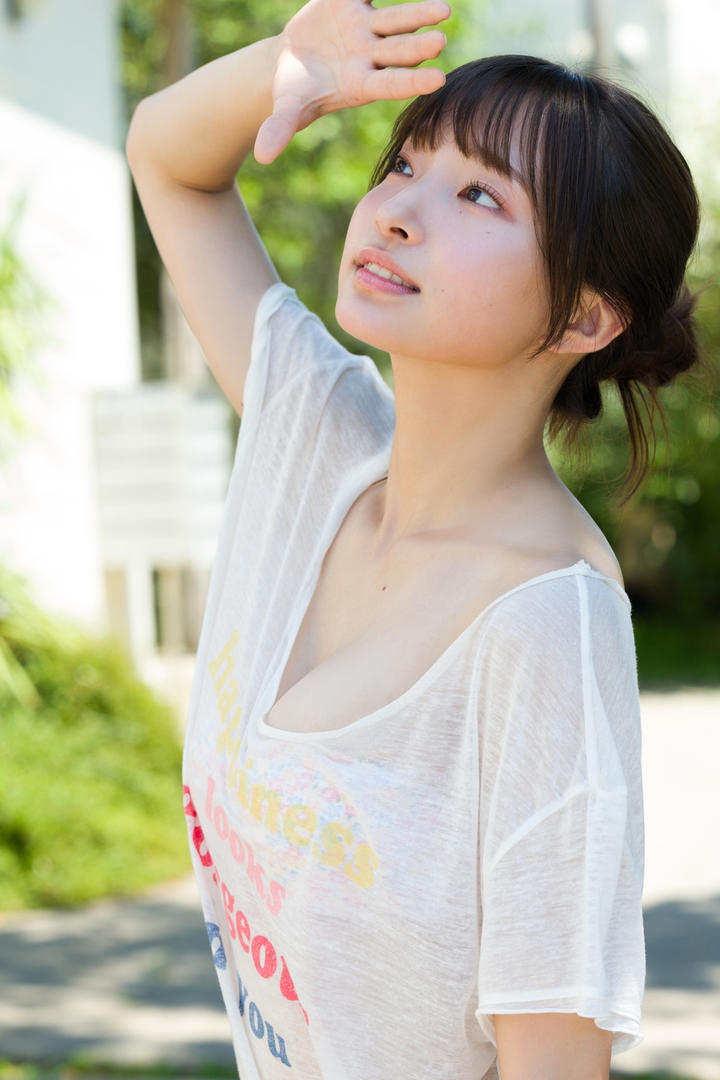日本清纯女孩夏日人像摄影写真图片大全