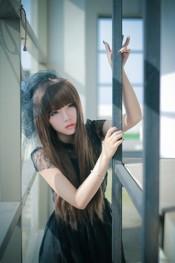 美女清纯唯美黑丝婚纱迷人