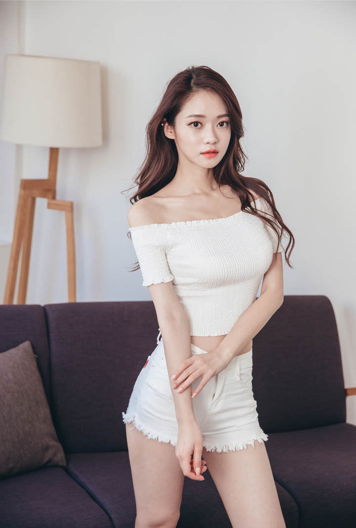 韩国美女模特金纹希 (3)