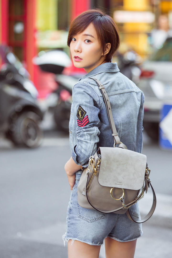 中国短发美女明星王珞丹街拍美女壁纸图片