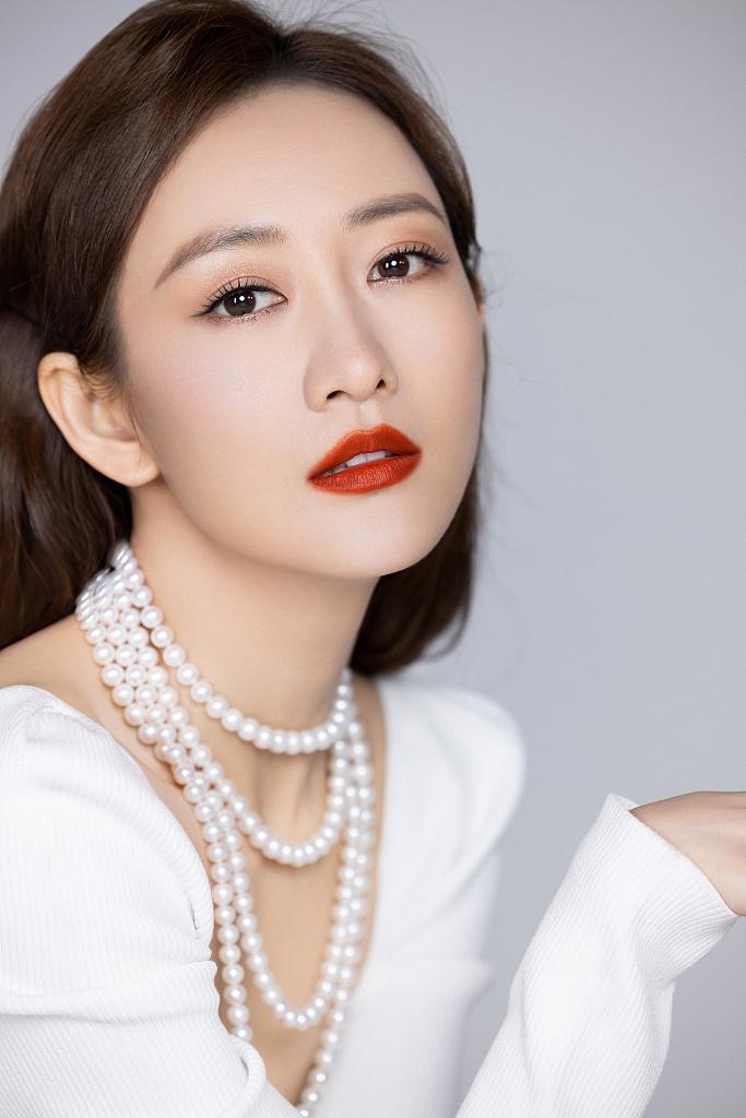 超清中国美女明星王鸥美艳红唇艺术摄影图片