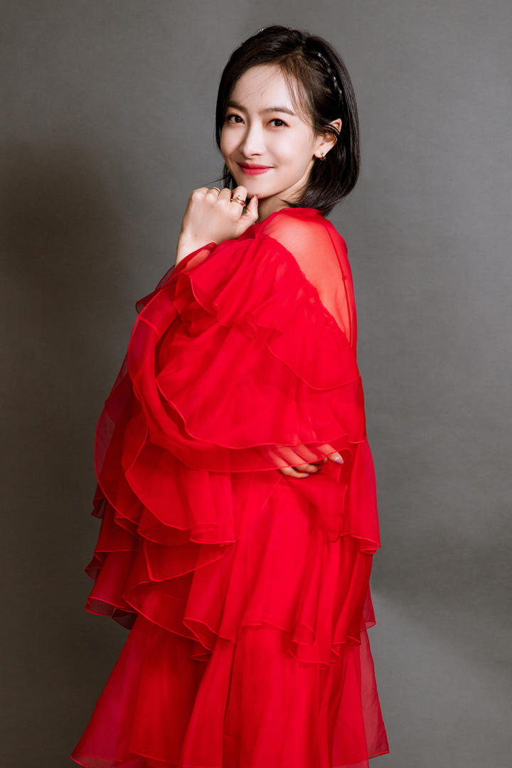 清纯美女明星宋茜图片
