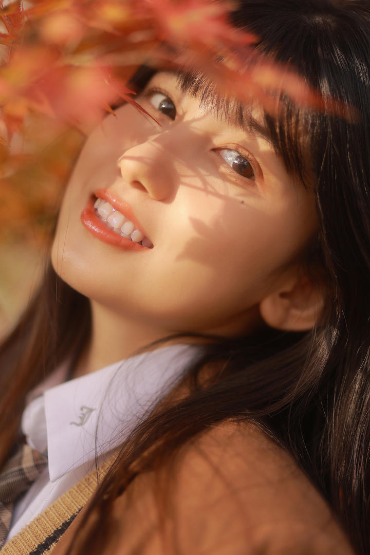 笑容甜美的韩国清纯美女高清图片