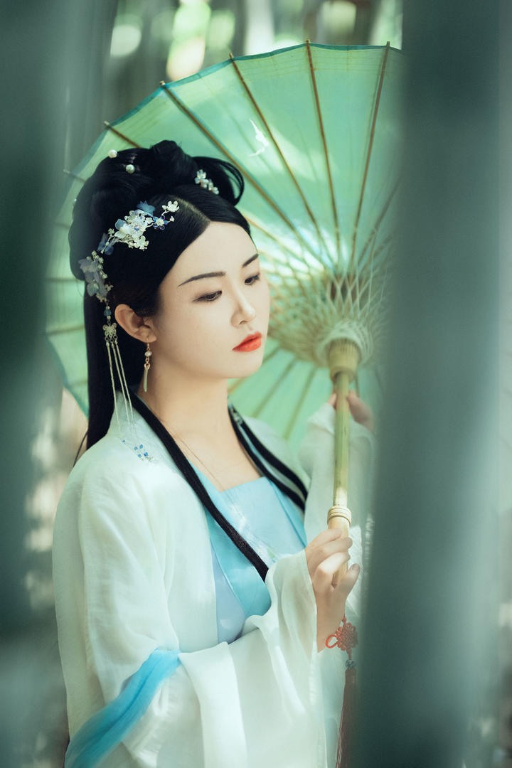 唯美古风女生壁纸高清图片大全
