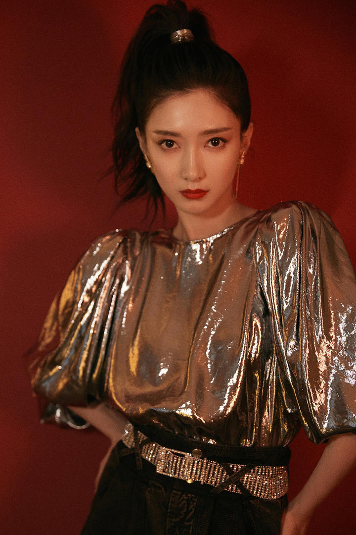 时尚中国美女明星江疏影写真