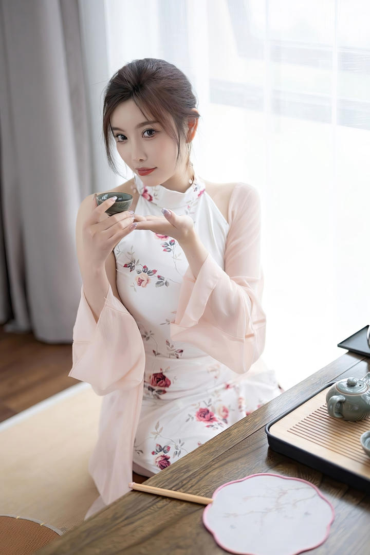 国产精品666克拉女神美女杨晨晨