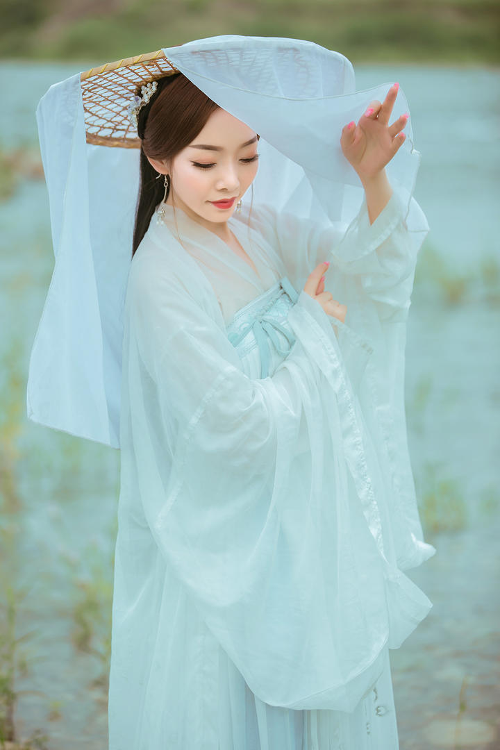 仙气飘飘女生头像唯美古装美女艺术摄影图片