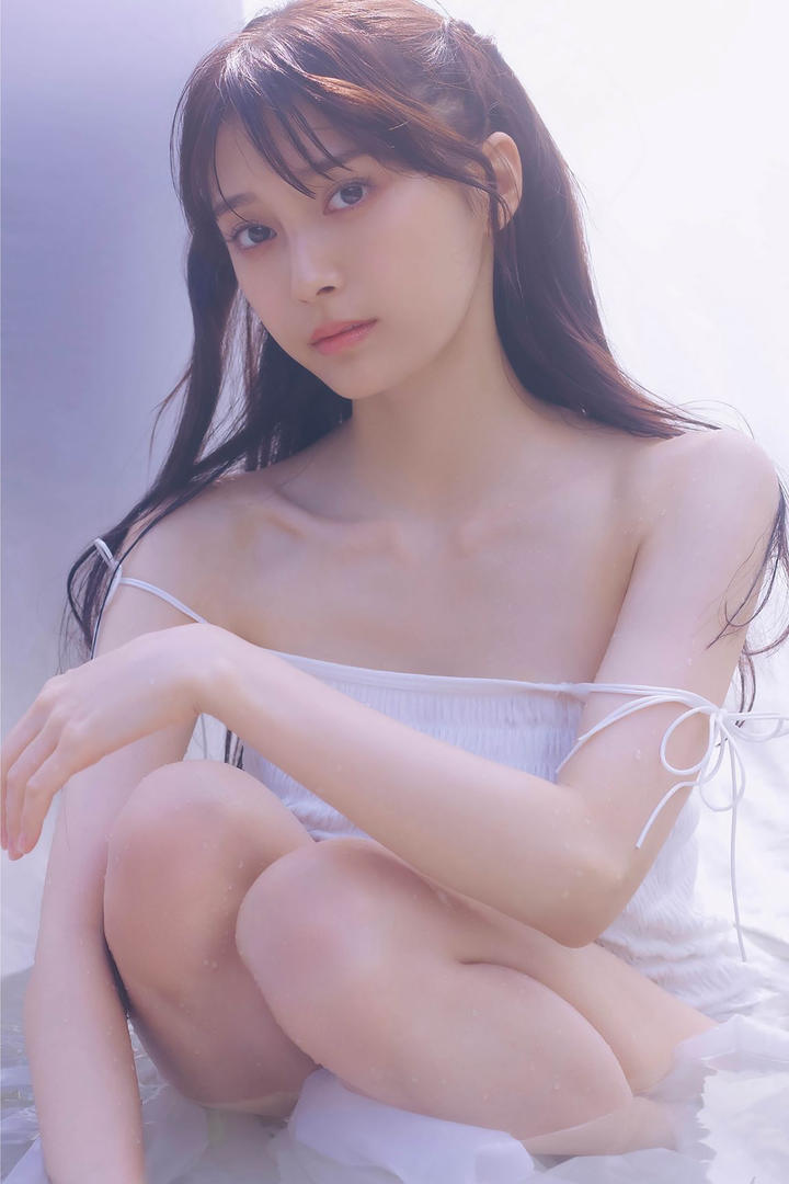 泡澡的日本纯欲美女高清手机桌面壁纸图片下载