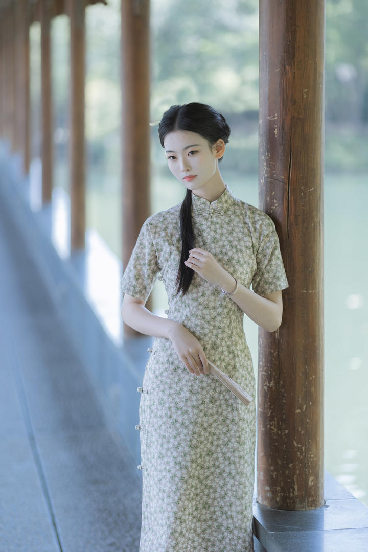 唯美古典旗袍美女摄影壁纸大全