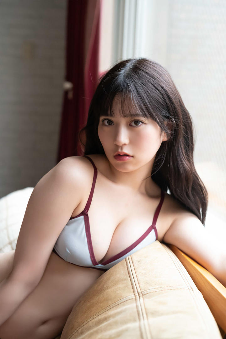 性感饱满的酥胸诱惑国模吧极品女神无码写真图片大全